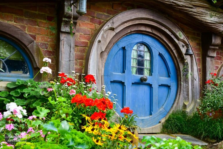 Blue Door, Hobbit Home